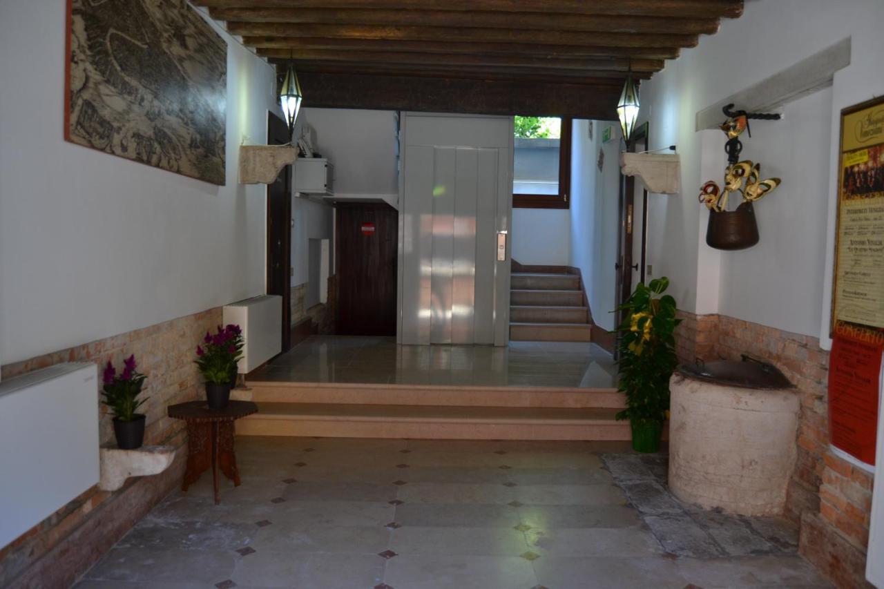 Suite In Venice Ai Carmini Veneza Exterior foto