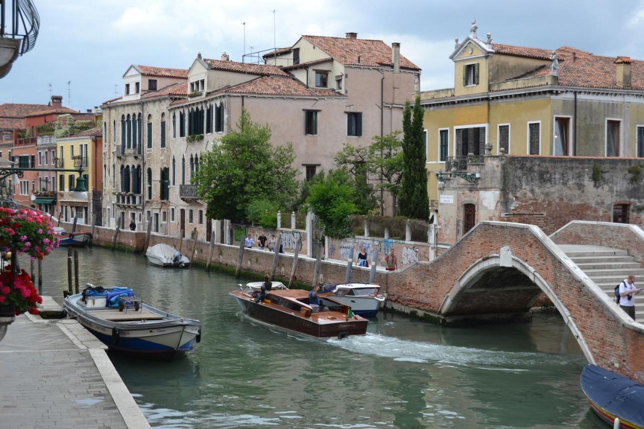 Suite In Venice Ai Carmini Veneza Exterior foto