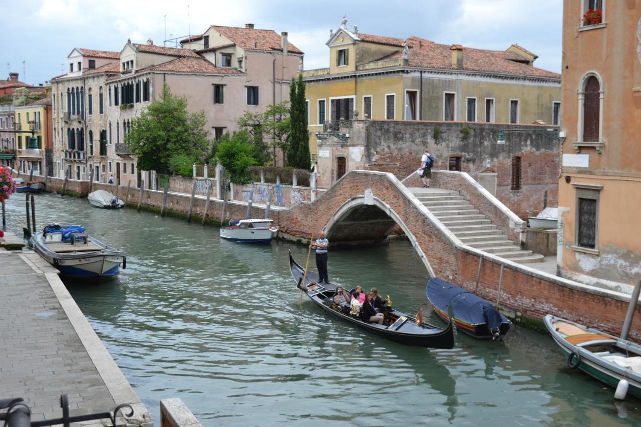 Suite In Venice Ai Carmini Veneza Exterior foto